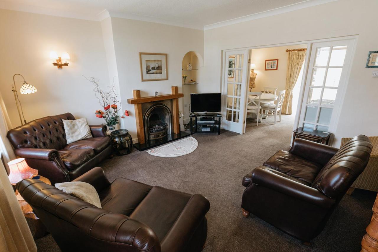 Casa de Férias Willow - Cost 3 Bed In Penrhyn Bay With Sea Views With Access To Snowdonia Rhôs-on-Sea