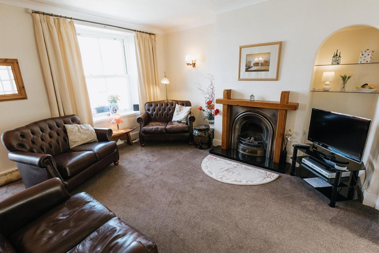 Willow - Cost 3 Bed In Penrhyn Bay With Sea Views With Access To Snowdonia * Rhos-on-Sea