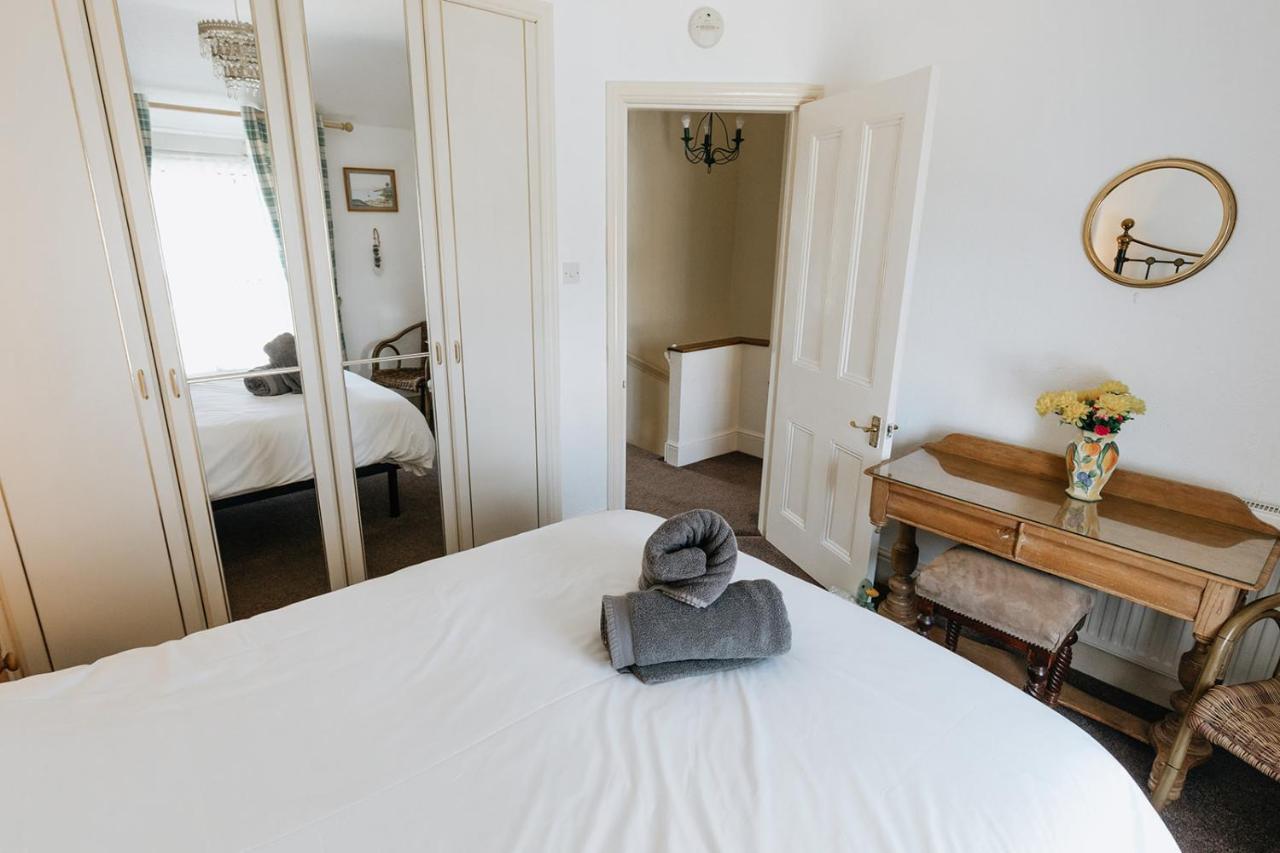 Willow - Cost 3 Bed In Penrhyn Bay With Sea Views With Access To Snowdonia Holiday home