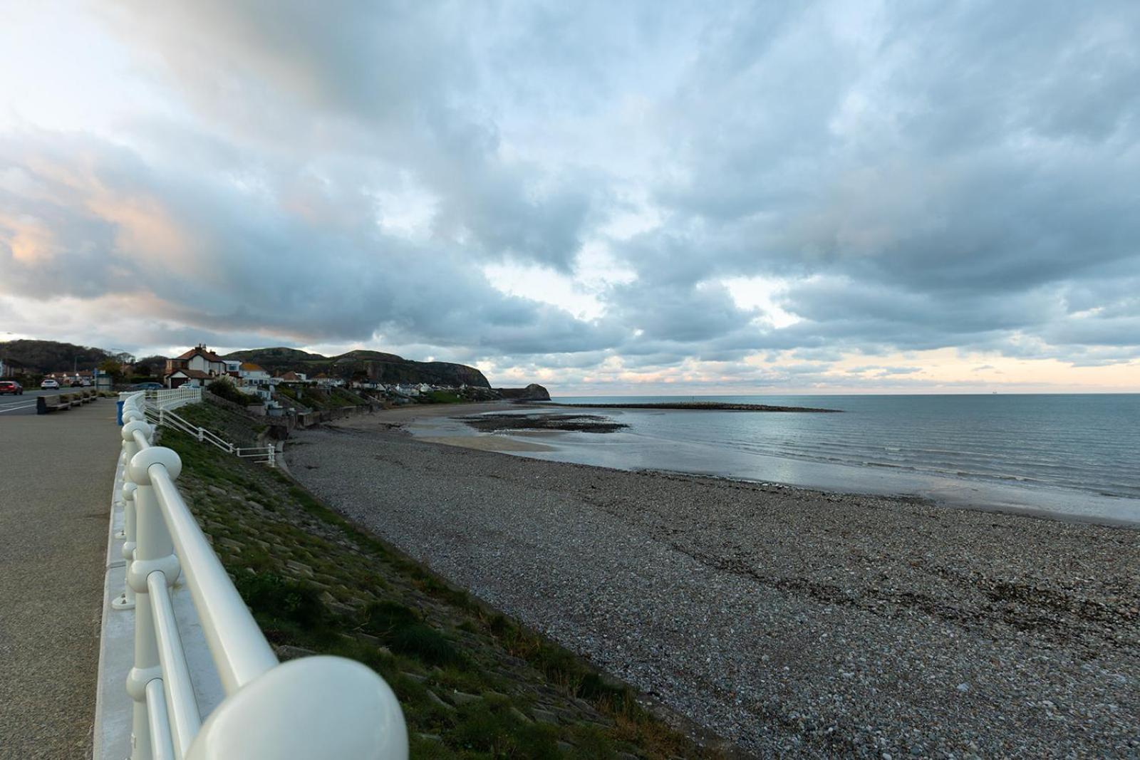 Holiday home Willow - Cost 3 Bed In Penrhyn Bay With Sea Views With Access To Snowdonia *